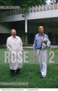 Nome: .JOHNS JASPER.Descrizione: .ARTE BIENNALE POP ART CON IL SUO ASSISTENTE.Credit: ©Graziano Arici/Rosebud2 / Costo: .A.Nazione: .USA.Cittˆ: .VENEZIA.Data: .1988.