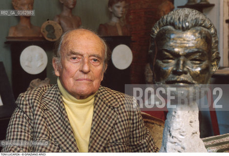 Caption: Nome: .LUCARDA TONI.Descrizione: .ARTE SCULTORE STUDIO.Credit: ©Graziano Arici/Rosebud2 / Costo: .A.Nazione: .ITALIA.Cittˆ: ..Data: .1990