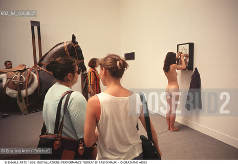 Localizzazione:.VENEZIA / CASTELLO.VENICE / CASTELLO.Oggetto:.Soggetto:.XLV ESPOSIZIONE INTERNAZIONALE DARTE LA BIENNALE DI VENEZIA /  LINSTALLAZIONE-PERFORMANCE EBREA DI FABIO MAURI / NUDO .XLV INTERNATIONAL ART EXHIBITION LA BIENNALE DI VENEZIA /  INSTALLATION-PERFORMANCE JEWESS  BY FABIO MAURI / NUDE.Cronologia:.Definizione Culturale:.   Autore:.   Stile:.   Editori/Stampatori:.   Committenza:.Materia e Tecnica:.Collocazione:.Note:.BIENNALE ARTE.Riproduzione Fotografica:.©Graziano Arici/Rosebud2 Copyright: ©Graziano Arici/Rosebud2 /  .Data:.1993.Costo:.A.