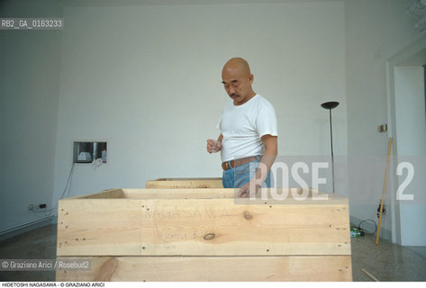 Caption: Nome: .NAGASAWA HIDETOSHI.Descrizione: .ARTE SCULTORE KASSEL DOKUMENTA.Credit: ©Graziano Arici/Rosebud2 / Costo: .A.Nazione: .GIAPPONE.Cittˆ: .KASSEL.Data: .1992