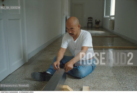 Caption: Nome: .NAGASAWA HIDETOSHI.Descrizione: .ARTE SCULTORE KASSEL DOKUMENTA.Credit: ©Graziano Arici/Rosebud2 / Costo: .A.Nazione: .GIAPPONE.Cittˆ: .KASSEL.Data: .1992
