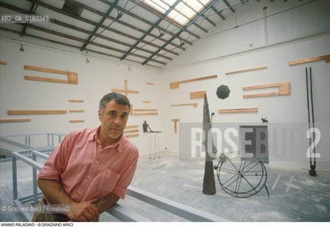 Caption: Nome: .PALADINO MIMMO.Descrizione: .ARTE / BICICLETTA BIENNALE CROCE.Credit: ©Graziano Arici/Rosebud2 / Costo: .A.Nazione: .ITALIA.Cittˆ: ..Data: .1988