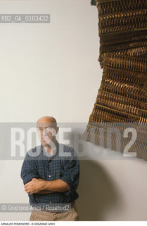 Caption: Nome: .POMODORO ARNALDO.Descrizione: .ARTE SCULTORE BIENNALE.Credit: ©Graziano Arici/Rosebud2 / Costo: .A.Nazione: .ITALIA.Cittˆ: ..Data: .1988
