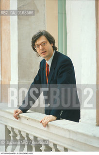 Caption: Nome: .SGARBI VITTORIO.Descrizione: .ARTE CRITICO.Credit: ©Graziano Arici/Rosebud2 / Costo: .A.Nazione: .ITALIA.Cittˆ: ..Data: .1990