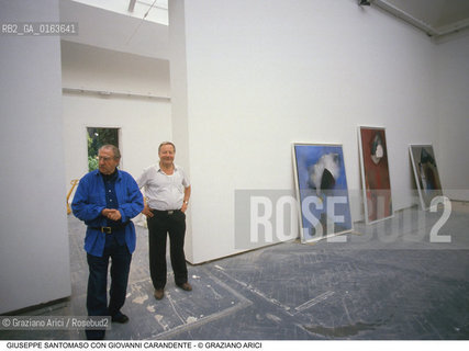Nome: .SANTOMASO GIUSEPPE.Descrizione: .ARTE BIENNALE PITTORE CON GIOVANNI CARANDENTE.Credit: ©Graziano Arici/Rosebud2 / Costo: .A.Nazione: .ITALIA.Cittˆ: .VENEZIA.Data: .1988.