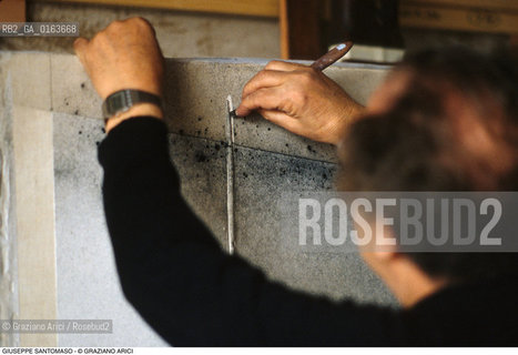 Caption: Nome: .SANTOMASO GIUSEPPE.Descrizione: .ARTE PITTORE NEL SUO STUDIO.Credit: ©Graziano Arici/Rosebud2 / Costo: .A.Nazione: .ITALIA.Cittˆ: ..Data: .1982
