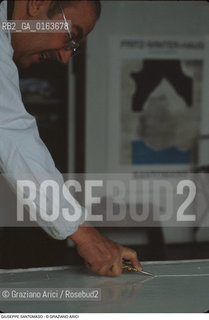 Caption: Nome: .SANTOMASO GIUSEPPE.Descrizione: .ARTE PITTORE NEL SUO STUDIO.Credit: ©Graziano Arici/Rosebud2 / Costo: .A.Nazione: .ITALIA.Cittˆ: ..Data: .1982
