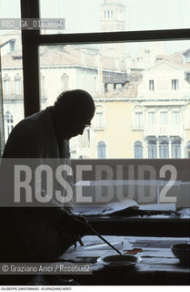 Caption: Nome: .SANTOMASO GIUSEPPE.Descrizione: .ARTE PITTORE NEL SUO STUDIO.Credit: ©Graziano Arici/Rosebud2 / Costo: .A.Nazione: .ITALIA.Cittˆ: ..Data: .1982