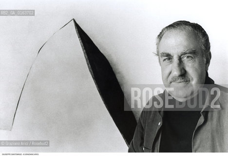 Caption: Nome: .SANTOMASO GIUSEPPE.Descrizione: .ARTE PITTORE NEL SUO STUDIO.Credit: ©Graziano Arici/Rosebud2 / Costo: .A.Nazione: .ITALIA.Cittˆ: ..Data: .1982
