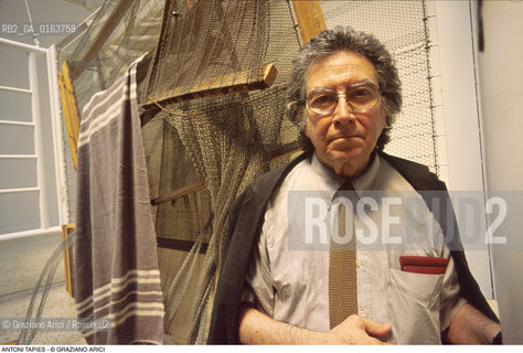 Caption: Nome: .TAPIES  ANTONI.Descrizione: .ARTE BIENNALE.Credit: ©Graziano Arici/Rosebud2 / Costo: .A.Nazione: .SPAGNA.Cittˆ: ..Data: .1993