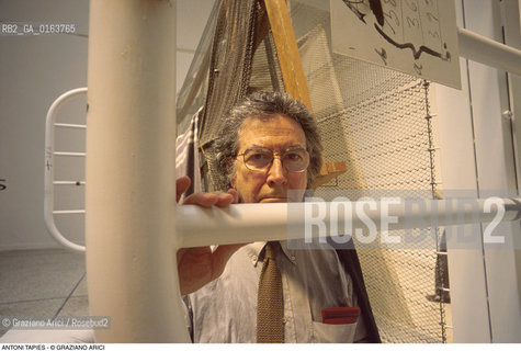 Caption: Nome: .TAPIES  ANTONI.Descrizione: .ARTE BIENNALE.Credit: ©Graziano Arici/Rosebud2 / Costo: .A.Nazione: .SPAGNA.Cittˆ: ..Data: .1993