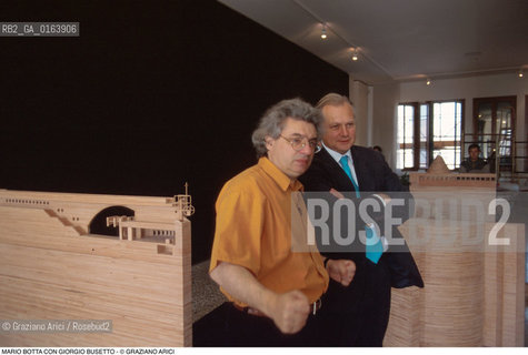 Caption: Nome: .BOTTA MARIO .Descrizione: .ARCHITETTURA ARCHITETTO / CON IL DIRETTORE DELLA FONDAZIONE  QUERINI STAMPALIA GIORGIO BUSETTO / PLASTICO SULLO SFONDO.Credit: ©Graziano Arici/Rosebud2 / Costo: .A.Nazione: .SVIZZERA.Cittˆ: ..Data: .1996