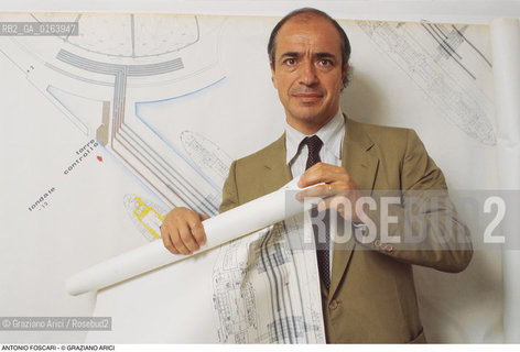 Caption: Nome: .FOSCARI ANTONIO.Descrizione: .ARCHITETTURA ARCHITETTO STORICO SAGGISTA/CON DISEGNI PROGETTI.Credit: ©Graziano Arici/Rosebud2 / Costo: .A.Nazione: .ITALIA.Cittˆ: ..Data: .1990