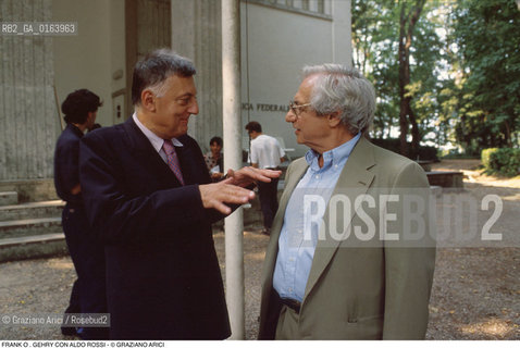 Caption: Nome: .GEHRY FRANK O ..Descrizione: .ARCHITETTURA ARCHITETTO/CON ALDO ROSSI ALLA BIENNALE ARCHITETTURA.Credit: ©Graziano Arici/Rosebud2 / Costo: .A.Nazione: .USA.Cittˆ: ..Data: .1992