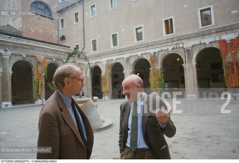 Caption: Nome: .GREGOTTI VITTORIO.Descrizione: .ARCHITETTURA ARCHITETTO/NELLA CORTIE INTERNA DELLA DELLUNIVERSITA DI ARCHITETTURA.Credit: ©Graziano Arici/Rosebud2 / Costo: .A.Nazione: .ITALIA.Cittˆ: ..Data: .1990
