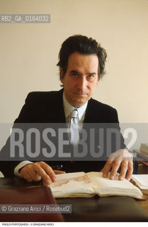 Caption: Nome: .PORTOGHESI PAOLO.Descrizione: .ARCHITETTURA ARCHITETTO/CON QUADERNO.Credit: ©Graziano Arici/Rosebud2 / Costo: .A.Nazione: .ITALIA..Data: .1985