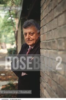 Nome: .ROSSI ALDO.Descrizione: .ARCHITETTURA ARCHITETTO.Credit: ©Graziano Arici/Rosebud2 / Costo: .A.Nazione: .ITALIA.Cittˆ: .VENEZIA.Data: .1992.