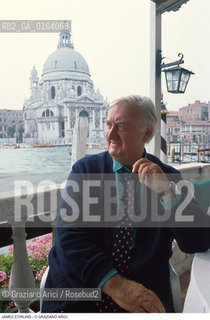 Caption: Nome: .STIRLING JAMES.Descrizione: .ARCHITETTURA ARCHITETTO/SULLO SFONDO LA BASILICA DELLA SALUTE A VENEZIA.Credit: ©Graziano Arici/Rosebud2 / Costo: .A.Nazione: .GRAN BRETAGNA.Cittˆ: ..Data: .1992