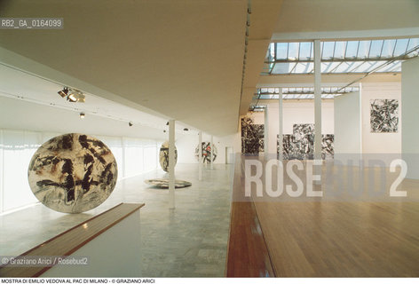 Caption: Nome: .VEDOVA EMILIO.Descrizione: .ARTE PITTORE /MOSTRA DI EMILIO VEDOVA AL PAC (PADIGLIIONE DI ATRE CONTEMPORANEA)  DI MILANO.Credit: ©Graziano Arici/Rosebud2 / Costo: .A.Nazione: .ITALIA.Cittˆ: .MILANO.Data: .1991