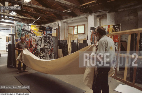 Caption: Nome: .VEDOVA EMILIO.Descrizione: .ARTE PITTORE / NEL SUO STUDIO.Credit: ©Graziano Arici/Rosebud2 / Costo: .A.Nazione: .ITALIA.Cittˆ: ..Data: .1982