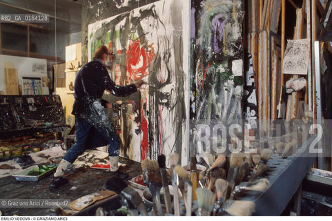 Caption: Nome: .VEDOVA EMILIO.Descrizione: .ARTE PITTORE NEL SUO STUDIO.Credit: ©Graziano Arici/Rosebud2 / Costo: .A.Nazione: .ITALIA.Cittˆ: ..Data: .1987