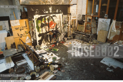 Caption: Nome: .VEDOVA EMILIO.Descrizione: .ARTE PITTORE NEL SUO STUDIO.Credit: ©Graziano Arici/Rosebud2 / Costo: .A.Nazione: .ITALIA.Cittˆ: ..Data: .1987