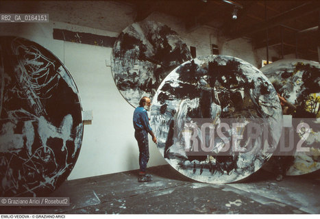 Caption: Nome: .VEDOVA EMILIO.Descrizione: .ARTE PITTORE NEL SUO STUDIO.Credit: ©Graziano Arici/Rosebud2 / Costo: .A.Nazione: .ITALIA.Cittˆ: ..Data: .1987