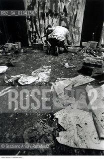 Caption: Nome: .VEDOVA EMILIO.Descrizione: .ARTE PITTORE NEL SUO STUDIO.Credit: ©Graziano Arici/Rosebud2 / Costo: .A.Nazione: .ITALIA.Cittˆ: ..Data: .1987