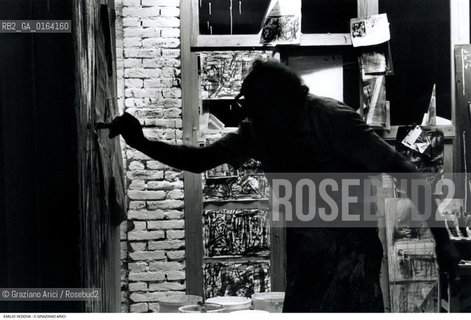 Caption: Nome: .VEDOVA EMILIO.Descrizione: .ARTE PITTORE NEL SUO STUDIO.Credit: ©Graziano Arici/Rosebud2 / Costo: .A.Nazione: .ITALIA.Cittˆ: ..Data: .1987