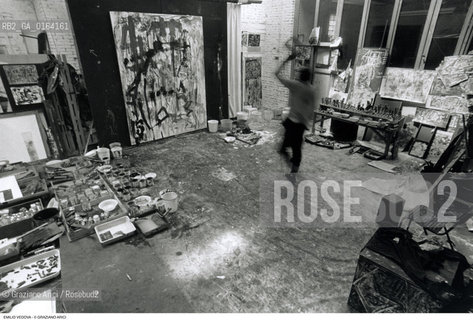 Caption: Nome: .VEDOVA EMILIO.Descrizione: .ARTE PITTORE NEL SUO STUDIO.Credit: ©Graziano Arici/Rosebud2 / Costo: .A.Nazione: .ITALIA.Cittˆ: ..Data: .1987