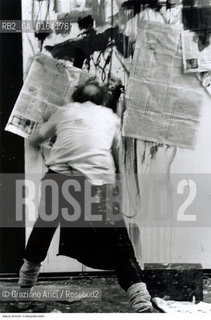 Caption: Nome: .VEDOVA EMILIO.Descrizione: .ARTE PITTORE NEL SUO STUDIO.Credit: ©Graziano Arici/Rosebud2 / Costo: .A.Nazione: .ITALIA.Cittˆ: ..Data: .1987