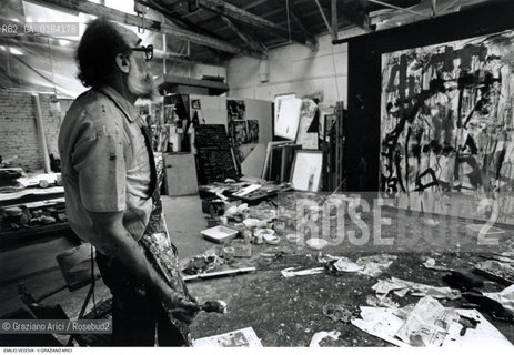 Caption: Nome: .VEDOVA EMILIO.Descrizione: .ARTE PITTORE NEL SUO STUDIO.Credit: ©Graziano Arici/Rosebud2 / Costo: .A.Nazione: .ITALIA.Cittˆ: ..Data: .1987
