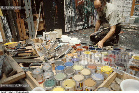 Nome: .VEDOVA EMILIO.Descrizione: .ARTE PITTORE NEL SUO STUDIO.Credit: ©Graziano Arici/Rosebud2 / Costo: .A.Nazione: .ITALIA.Cittˆ: ..Data: .1987.