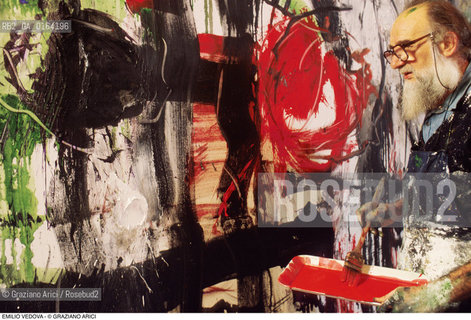 Nome: .VEDOVA EMILIO.Descrizione: .ARTE PITTORE NEL SUO STUDIO.Credit: ©Graziano Arici/Rosebud2 / Costo: .A.Nazione: .ITALIA.Cittˆ: ..Data: .1987.