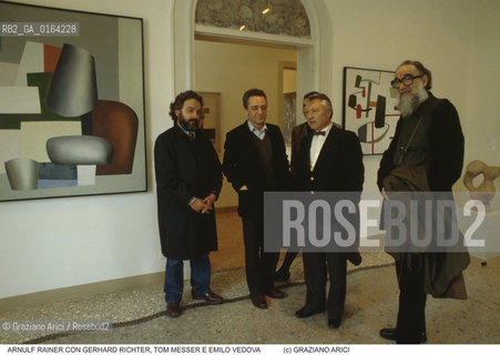 Nome: .VEDOVA EMILIO.Descrizione: .ARTE PITTORE / ALLA FONDAZIONE GUGGENHEIM CON TOM MESSER, ARNULF RAINER E GERHARD RICHTER.Credit: ©Graziano Arici/Rosebud2 / Costo: .A.Nazione: .ITALIA.Cittˆ: .MILANO.Data: .1984.