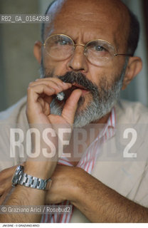Nome: .DINE JIM.Descrizione: .ARTE PITTORE / FUMA SIGARO.Credit: ©Graziano Arici/Rosebud2 / Costo: .A.Nazione: .USA.Cittˆ: ..Data: .1988.