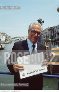 Caption: Nome: .LUNATI GIANCARLO.Descrizione: .PRESIDENTE DEL TOURING CLUB ITALIA.PRESIDENT OF TOURING CLUB ITALIA.Credit: ©Graziano Arici/Rosebud2 / Costo: .A.Nazione: .ITALIA.ITALY.Cittˆ: ..Data: .1992