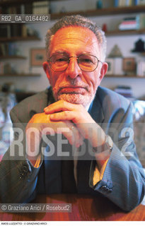 Caption: Nome:.LUZZATTO AMOS.Descrizione:.PRESIDENTE COMUNITA EBRAICA ITALIANA .PRESIDENT OF ITALIAN JEWISH COMUNITY .Credit:.Graziano Arici/Rosebud2/.Costo:.A.Nazione:.ITALIA.ITALY.Cittˆ:..Data:.1996
