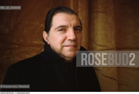 Caption: Nome: .MESSINIS MARIO.Descrizione: .CRTICO MUSICALE SOPRINTENDENTE DEL GRAN TEATRO LA FENICE DI VENEZIA .MUSICAL CRITIC SUPERINTENDENT OF GRAN TEATRO LA FENICE DI VENEZIA.Credit: ©Graziano Arici/Rosebud2 / Costo: .A.Nazione: .ITALIA.ITALY.Cittˆ: ..Data: .1993