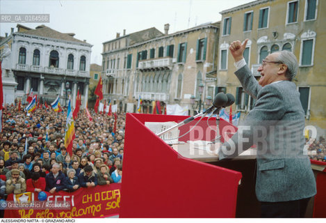 Caption: Nome: .NATTA ALESSANDRO.Descrizione: .POLITICO DEPUTATO SEGRETARIO DEL PARTITO COMUNISTA ITALIANO (1984-88) / COMIZIO A VENEZIA.POLITICAL DEPUTY SECRETARY OF ITALIAN COMMUNIST PARTY (1984-88) / MEETING IN VENICE.Credit: ©Graziano Arici/Rosebud2 / Costo: .A.Nazione: .ITALIA.ITALY.Cittˆ: ..Data: .1983