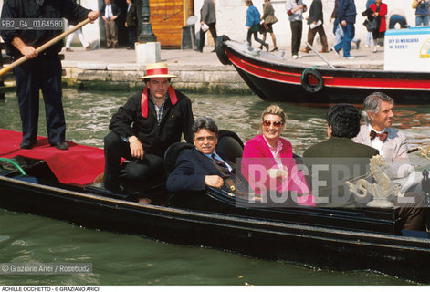 Caption: Nome: .OCCHETTO ACHILLE.Descrizione: .POLITICO SEGRETARIO DEL PARTITO COMUNISTA ITALIANO (1988-1991) SEGRETARIO DEL PDS - PARTITO DEMOCRATICO DELLA SINISTRA - (1991-1994) / IN GONDOLA (BARCA) A VENEZIA.POLITICAL SECRETARY OF ITALIAN COMMUNIST PARTY  (1988-1991)  SECRETARY OF PDS (1991-1994) / IN GONDOLA (BARCA) IN VENICE.Credit: ©Graziano Arici/Rosebud2 / Costo: .A.Nazione: .ITALIA.ITALY.Cittˆ: ..Data: .1990