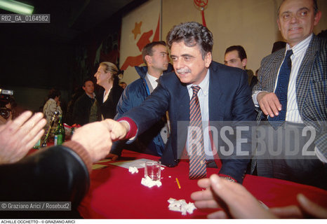Caption: Nome: .OCCHETTO ACHILLE.Descrizione: .POLITICO SEGRETARIO DEL PARTITO COMUNISTA ITALIANO (1988-1991) SEGRETARIO DEL PDS - PARTITO DEMOCRATICO DELLA SINISTRA - (1991-1994) / COMIZIO.POLITICAL SECRETARY OF ITALIAN COMMUNIST PARTY  (1988-1991)  SECRETARY OF PDS (1991-1994)  / MEETING.Credit: ©Graziano Arici/Rosebud2 / Costo: .A.Nazione: .ITALIA.ITALY.Cittˆ: ..Data: .1990