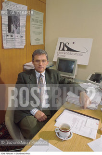 Caption: Nome: .PERSAK TONE.Descrizione: .POLITICA POLITICO PRESIDENTE DELLA  DS (PARTITO DEMOCRATICO DI CENTRO).Credit: ©Graziano Arici/Rosebud2 / Costo: .A.Nazione: .SLOVENIA.Cittˆ: .LUBIANA.Data: .1995