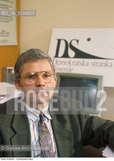 Caption: Nome: .PERSAK TONE.Descrizione: .POLITICA POLITICO PRESIDENTE DELLA  DS (PARTITO DEMOCRATICO DI CENTRO).Credit: ©Graziano Arici/Rosebud2 / Costo: .A.Nazione: .SLOVENIA.Cittˆ: .LUBIANA.Data: .1995