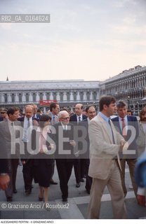 Caption: Nome: .PERTINI ALESSANDRO.Descrizione: .POLITICO SOCIALISTA PRESIDENTE DELLA CAMERA DEI DEPUTATI (1968-76) PRESIDENTE DELLA REPUBBLICA (1978-85) /IN PIAZZA SAN MARCO.POLITICAL SOCIALIST PRESIDENT OF CHAMBER OF DEPUTIES  (1968-76) PRESIDENT OF ITALIAN REPUBLIC (1978-85) / IN SAINT MARCOS SQUARE.Credit: ©Graziano Arici/Rosebud2 / Costo: .A.Nazione: .ITALIA.ITALY.Cittˆ: ..Data: .1986