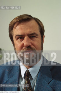Caption: Nome: .PETERLE LOJZE.Descrizione: .POLITICA POLITICO PRESIDENTE DELLA  SKD (DEMOCRAZIA CRISTIANA SLOVENA) EX MINISTRO DEGLI ESTERI.Credit: ©Graziano Arici/Rosebud2 / Costo: .A.Nazione: .SLOVENIA.Cittˆ: .LUBIANA.Data: .1995
