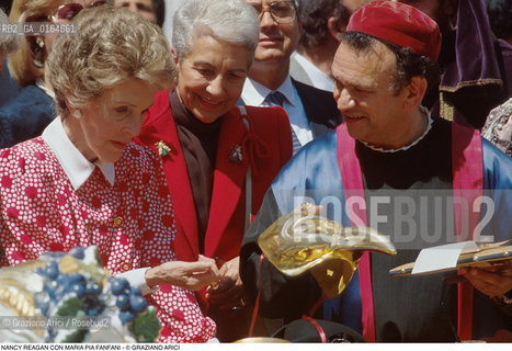 Caption: Nome: .REAGAN NANCY.Descrizione: .FIRST LADY MOGLIE DI RONALD REAGAN PRESIDENTE DEGLI USA (1981-88) / CON MARIA PIA FANFANI IN PIAZZA SAN MARCO A VENEZIA.FIRST LADY RONALD REAGANS WIFE (PRESIDENT USA 1981-88) / WITH MARIA PIA FANFANI IN PIAZZA SAN MARCO IN VENICE.Credit: ©Graziano Arici/Rosebud2 / Costo: .A.Nazione: .USA.USA.Cittˆ: ..Data: .1985
