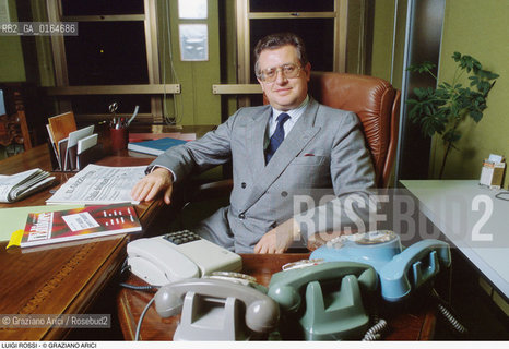 Caption: Nome: .ROSSI LUIGI.Descrizione: .ECONOMIA INDUSTRIALE CALZATURE / PROPRIETARIO DEL QUOTIDIANO IL GAZZETTINO.ECONOMICS INDUSTRIAL FOOTWEAR / OWNER OF THE NEWSPAPER IL GAZZETTINO.Credit: ©Graziano Arici/Rosebud2 / Costo: .A.Nazione: .ITALIA.ITALY.Cittˆ: ..Data: .1995
