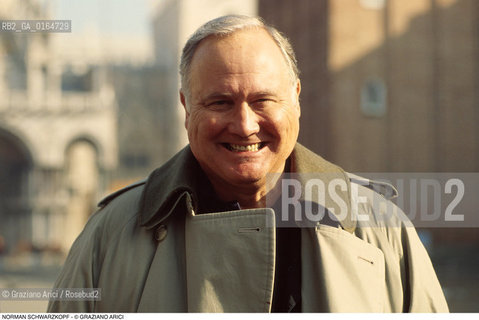 Caption: Nome: .SCHWARZKOPF NORMAN.Descrizione: .GENERALE COMANDANTE DELLESERCITO AMERICANO DURANTE LA GUERRA USA-IRAQ (DESERT-STORM).GENERAL COMMANDER OF USA ARMY DURING WAR USA-IRAK (DESERT-STORM).Credit: ©Graziano Arici/Rosebud2 / Costo: .A.Nazione: .USA.Cittˆ: ..Data: .1995