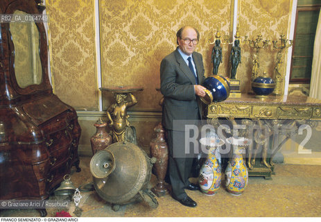 Caption: Nome: .SEMENZATO FRANCO.Descrizione: .PROPRIETARIO DELLOMONIMA CASA DASTE .PROPRIETARY OF HOMONYMOUS AUCTION HAUSE .Credit: ©Graziano Arici/Rosebud2 / Costo: .A.Nazione: .ITALIA.ITALY.Cittˆ: ..Data: .1994